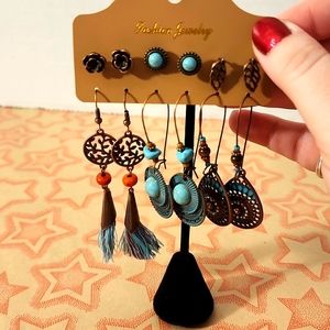 6 Sets of Earrings, Vintage Design, NWT